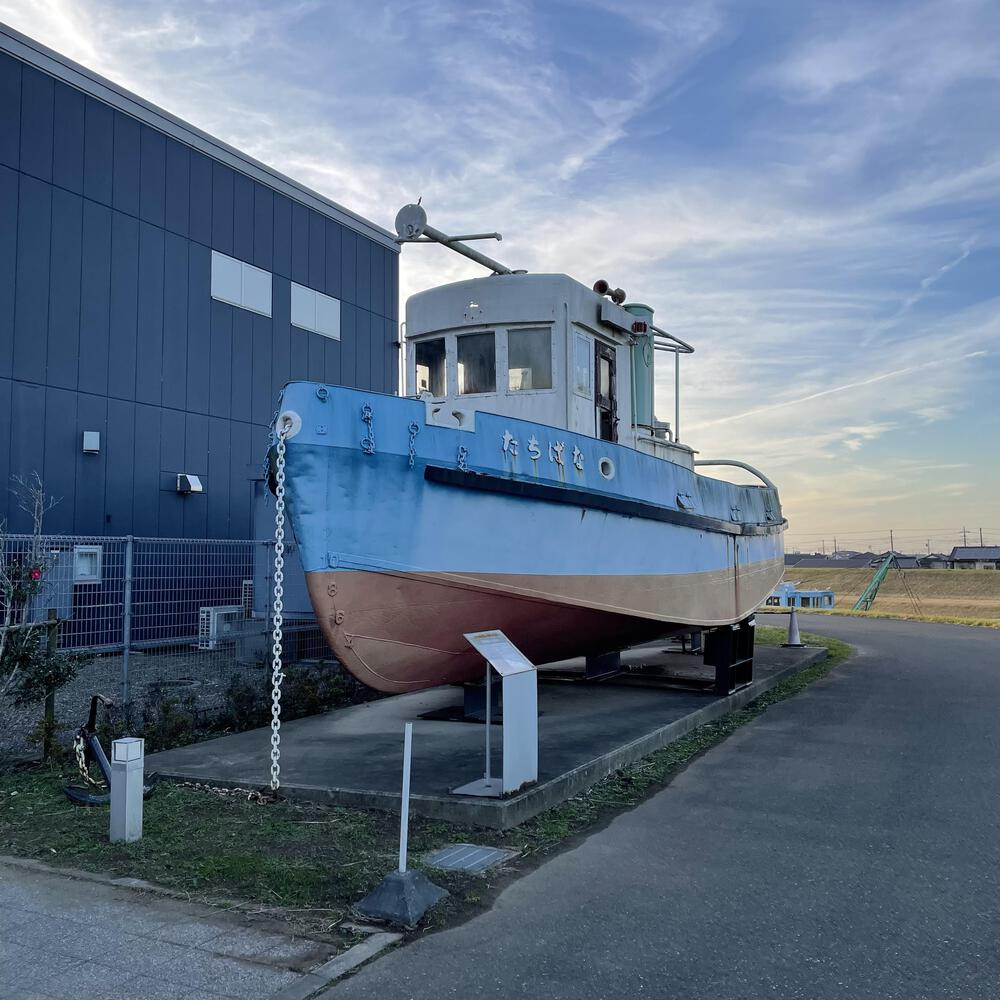 小江戸佐原の川岸の街並みと雄大な利根川河川敷の写真27
