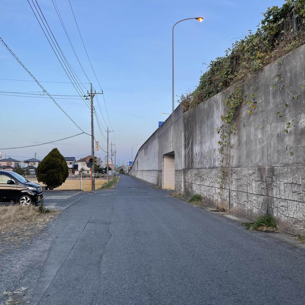 小江戸佐原の川岸の街並みと雄大な利根川河川敷の写真45