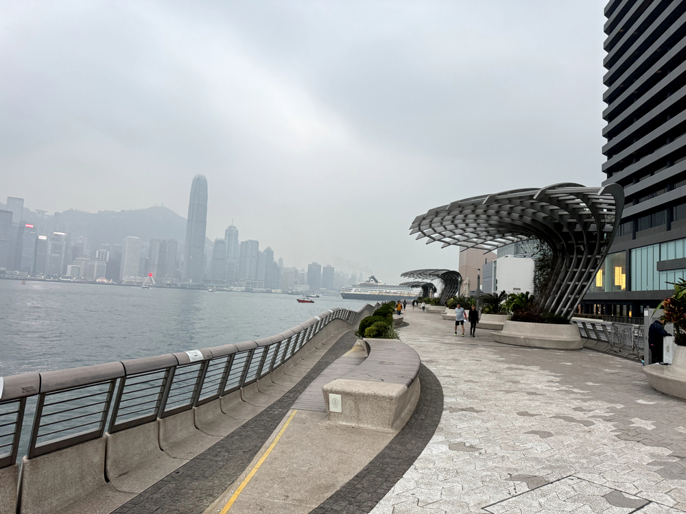 香港 ヴィクトリア・ハーバー沿いの遊歩道　往復約8km弱の写真4