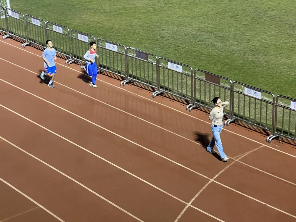 宝安体育場のサブトラックの写真7