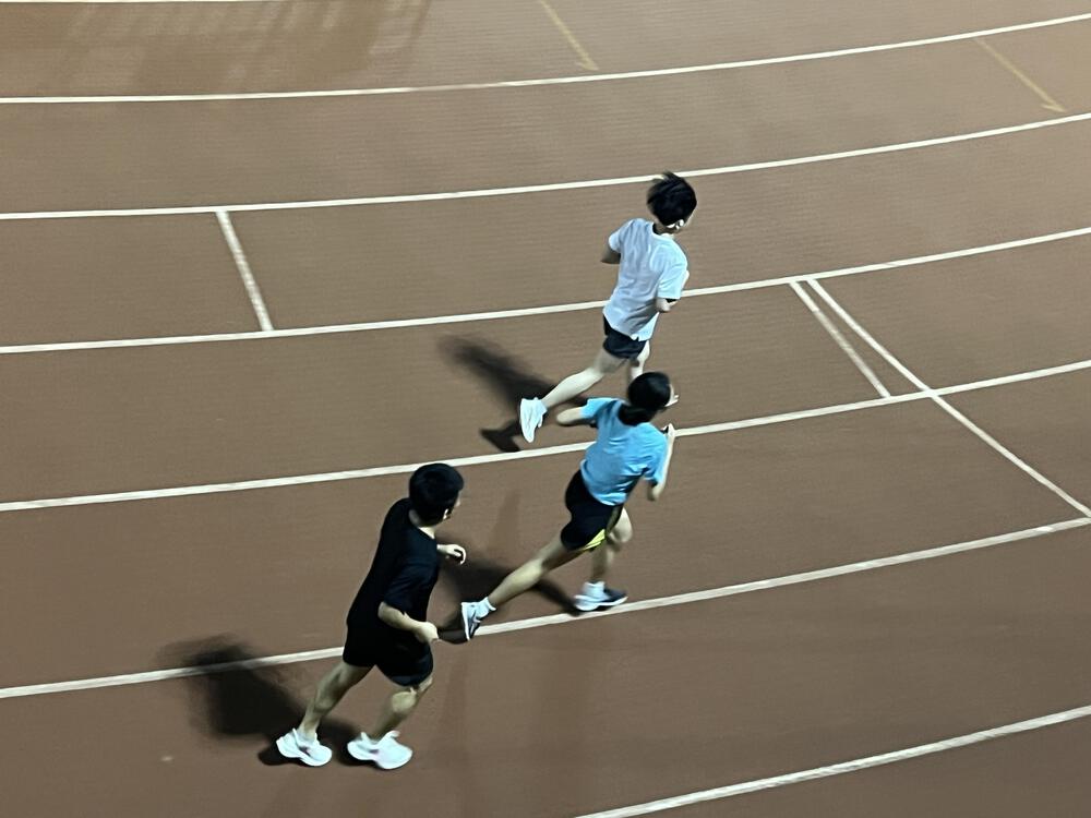 宝安体育場のサブトラックの写真8