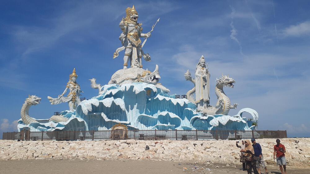 【バリ、動画あり】煉獄のクタビーチで命を削って走るコースの写真4