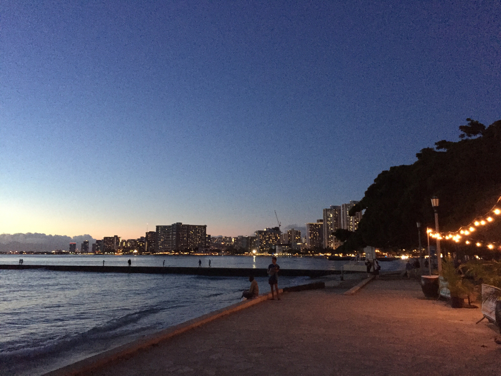 【旅夜ラン】ホノルルビーチサンセットランの写真3