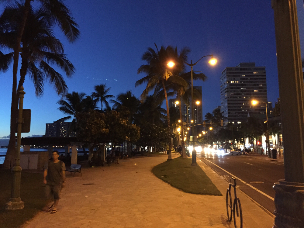 【旅夜ラン】ホノルルビーチサンセットランの写真4