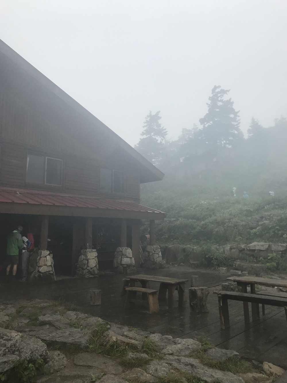 西穂高ロープウェイから上高地 絶景稜線越えトレイルの写真3