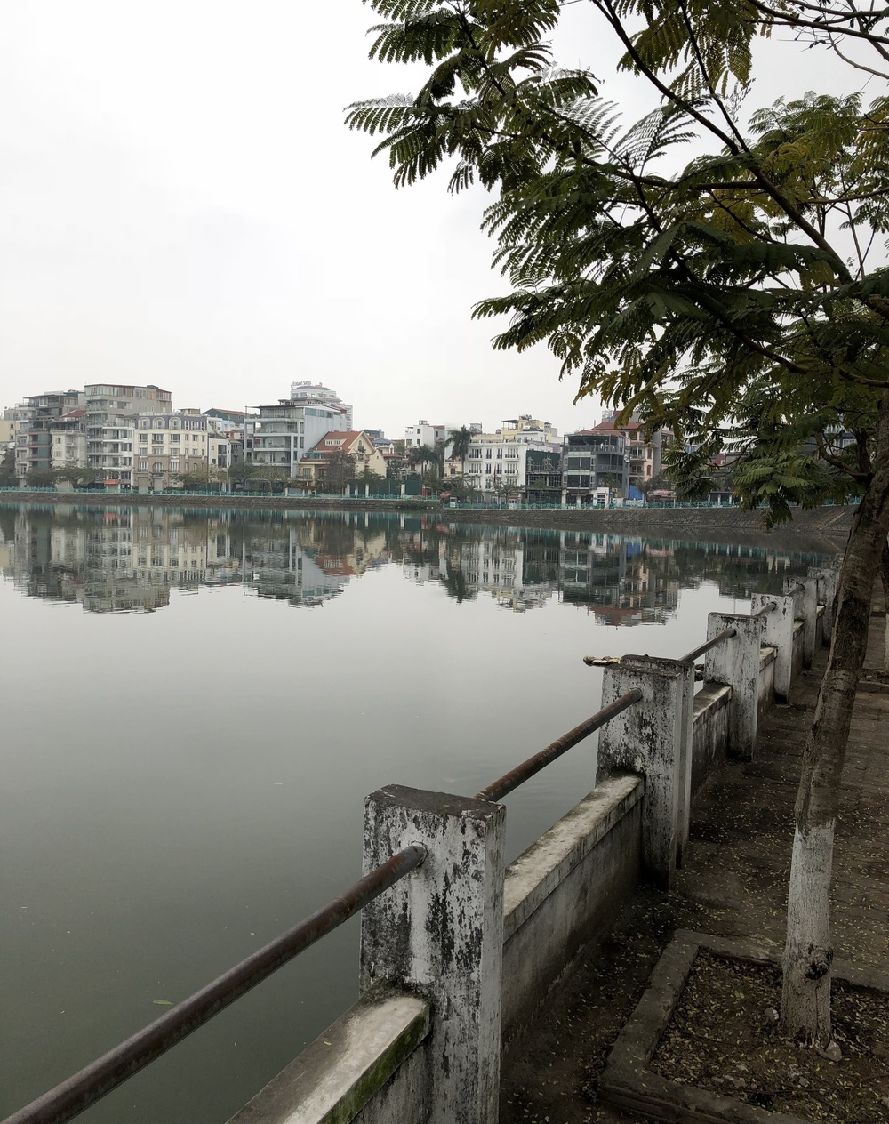 【ベトナム】ハノイで最も美しい湖のランの写真5