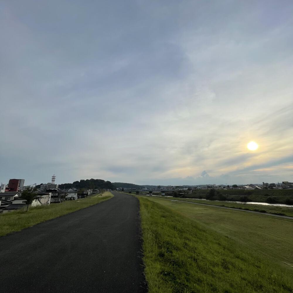 夕陽追いかけ磐井川、展望台への激坂悶絶ジョグ8キロの写真6