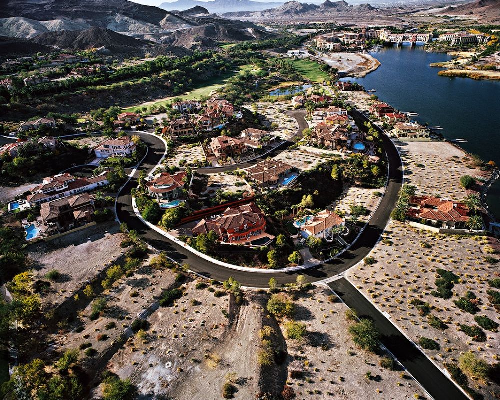 砂漠の中の高級リゾート・ラスベガス湖の写真3