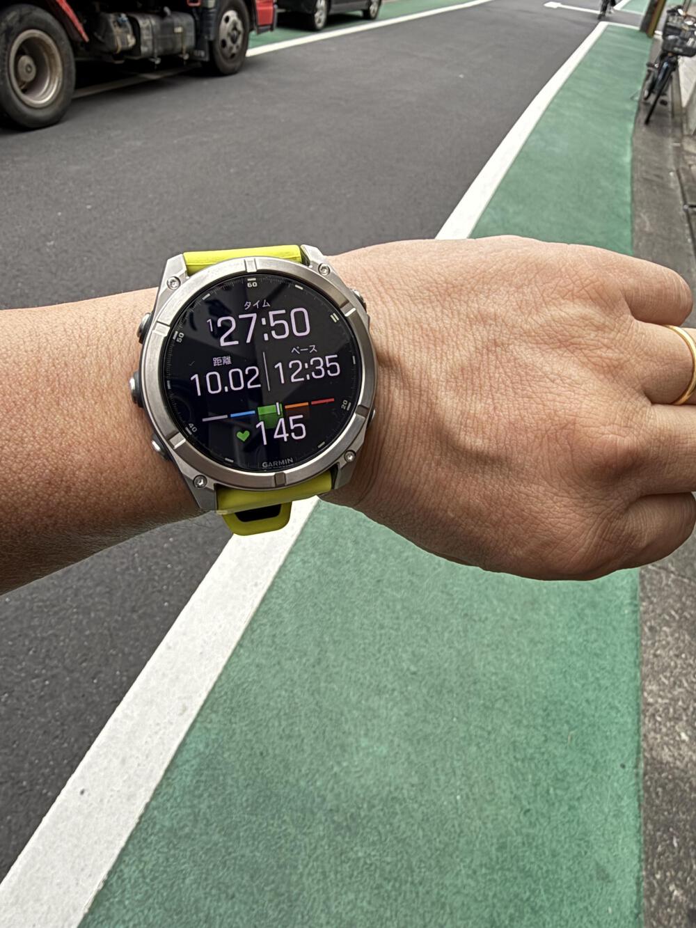 千代田区は歩道が広くて平らで滑らかで走りやすいの写真4