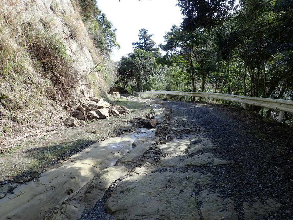 海抜0mからのスタート！　裏鋸山コースの写真3