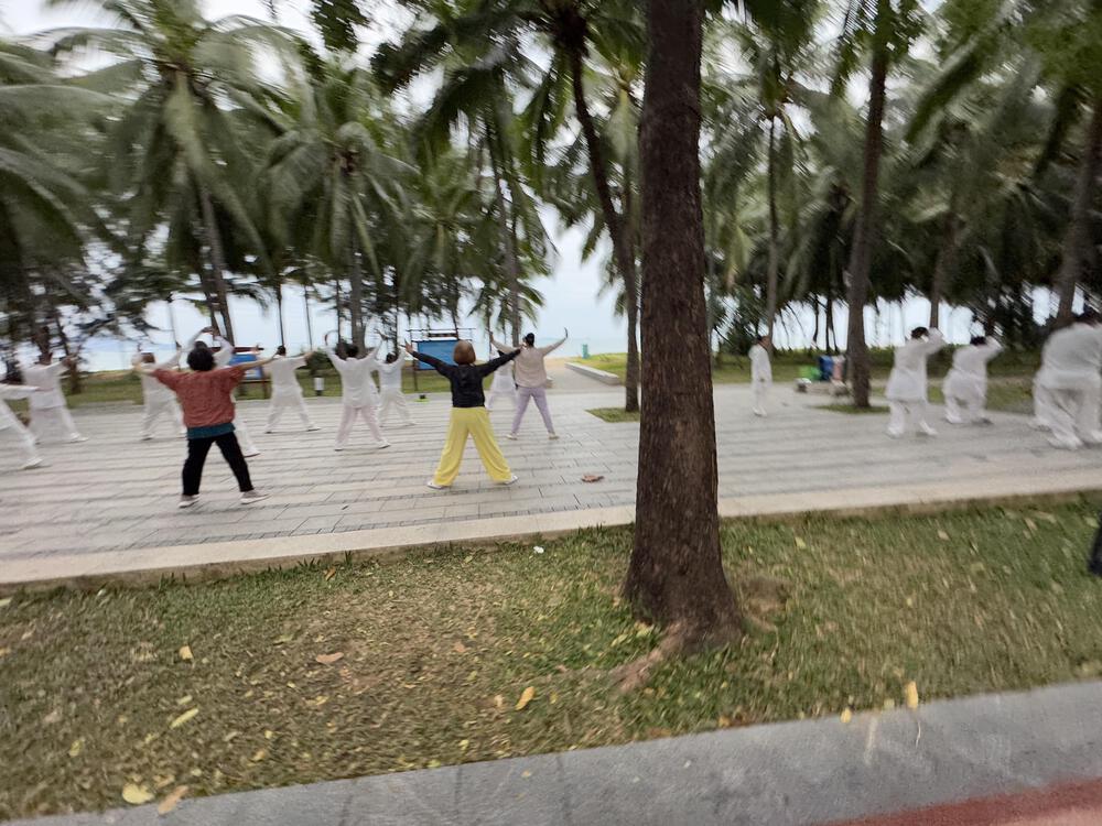 三亜湾沿いのビーチサイドコースの写真3