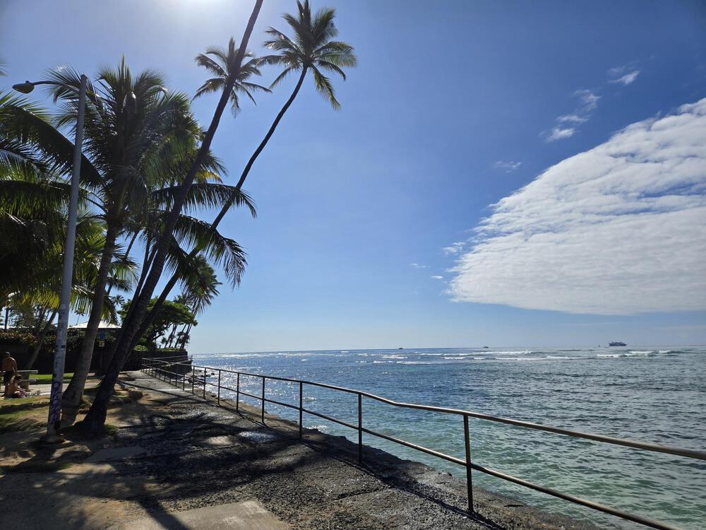 ワイキキからダイヤモンドヘッドを一周する約10kmのオススメのコースの写真4