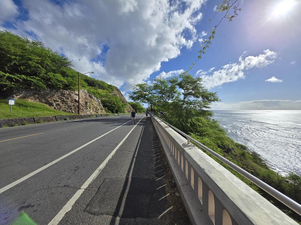 ワイキキからダイヤモンドヘッドを一周する約10kmのオススメのコースの写真5