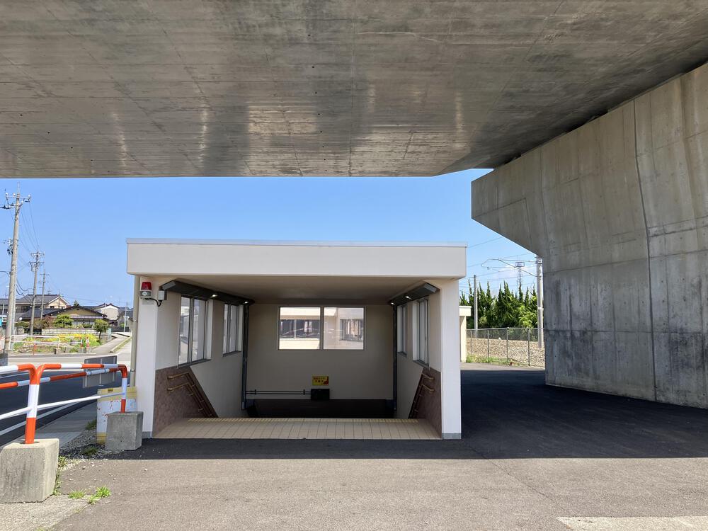 富山の駅巡り　あいの風とやま鉄道　富山〜水橋14kmの写真9