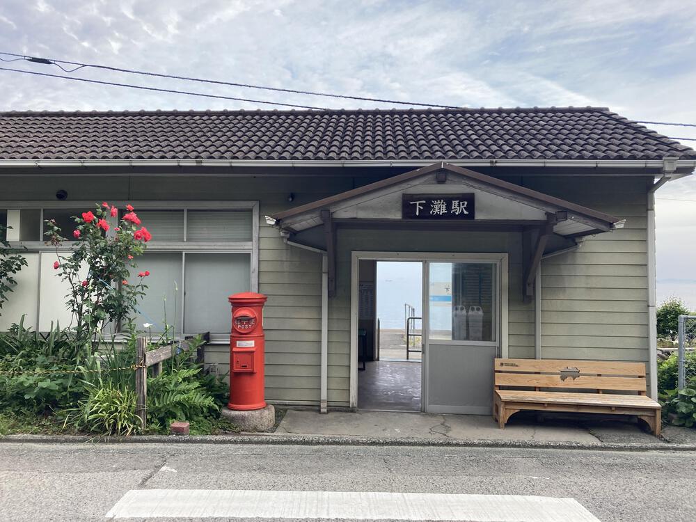 海岸沿いを走る爽快コースの写真3