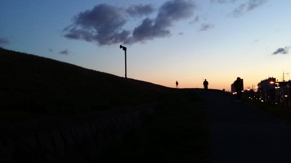 淀川から見る梅田の夕暮れ絶景ランの写真5