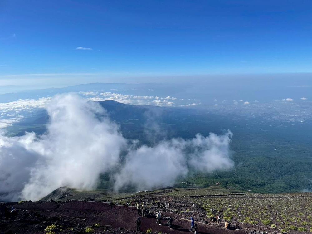 富士宮コース登山(下山は宝永山プリンスルート)の写真6