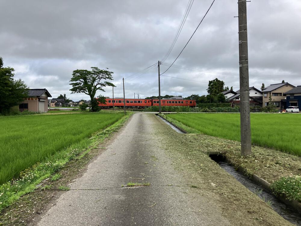 富山の駅巡り　JR城端線　砺波ー城端18kmの写真3