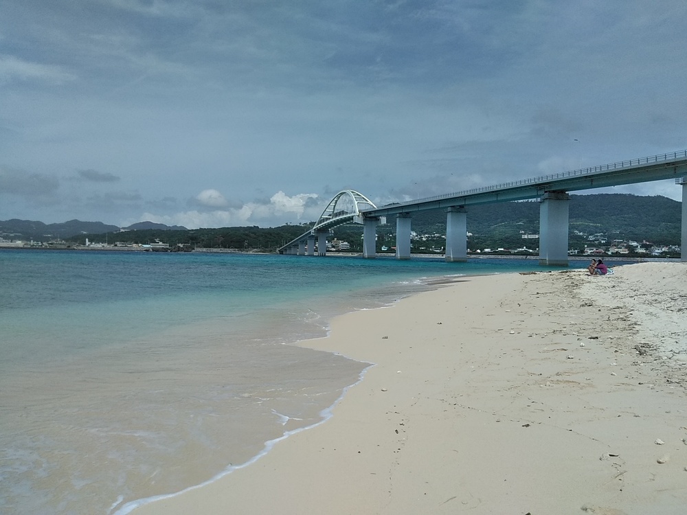 梅雨明けの瀬底島サンセットビーチラン。の写真3