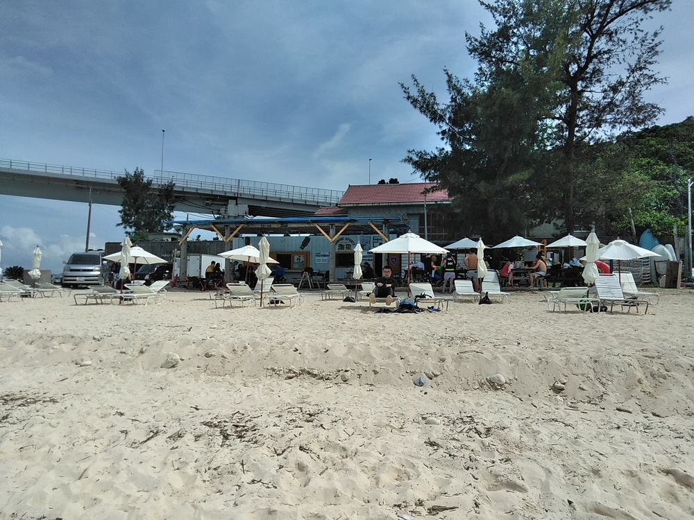 梅雨明けの瀬底島サンセットビーチラン。の写真4