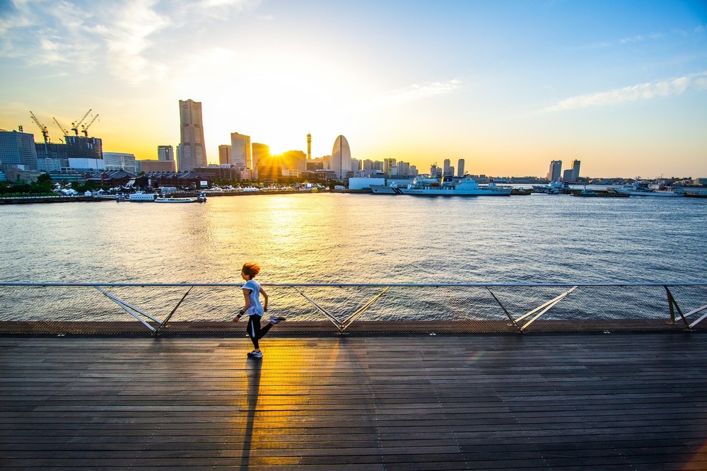 大さん橋の夕陽と夜の横濱ベイエリアの写真4