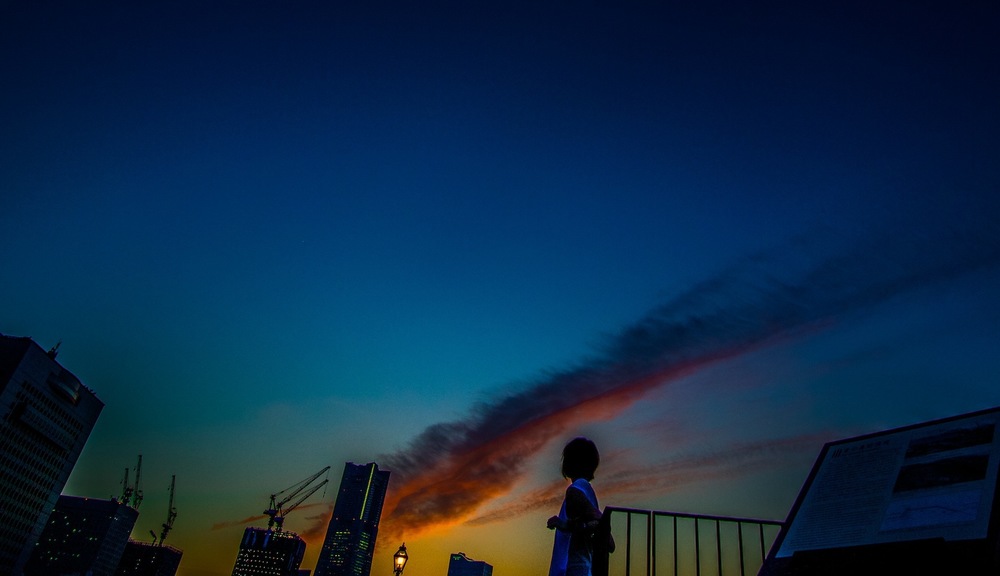 大さん橋の夕陽と夜の横濱ベイエリアの写真5