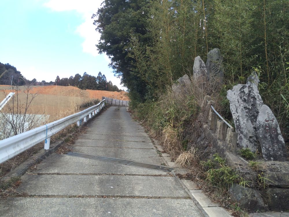 震災を忘れない「いのちの石碑」巡りの写真4