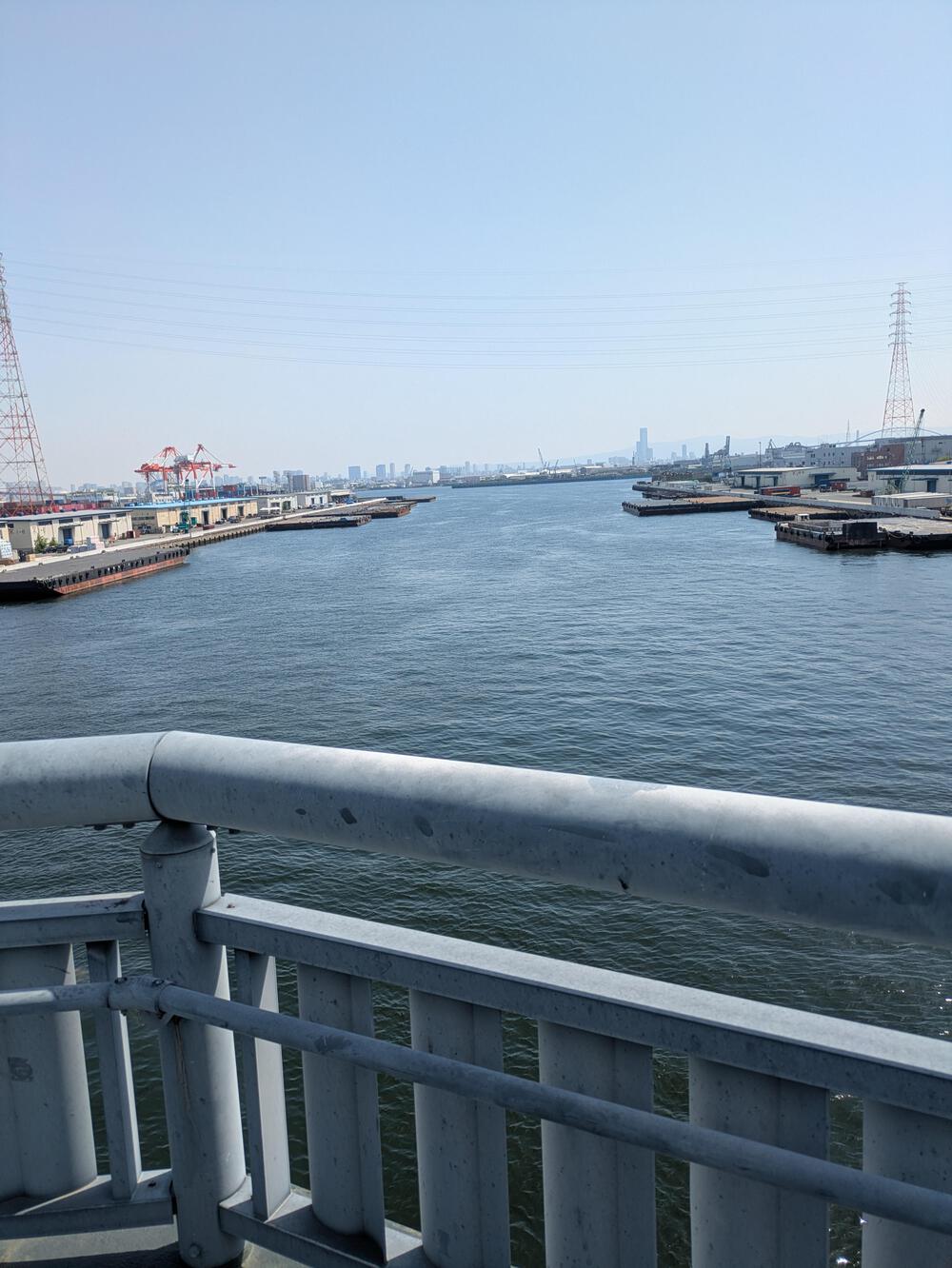 大阪湾の潮風と新緑を楽しむ、大和川〜南港中央公園10kmコースの写真3