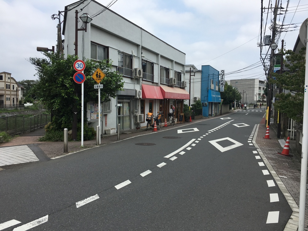桜上水からパン屋さん、タイ屋台でビール、豪徳寺の招き猫の周回ランの写真4