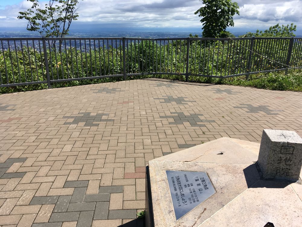 札幌を一望！藻岩山・慈啓会病院前トレイルコースの写真10