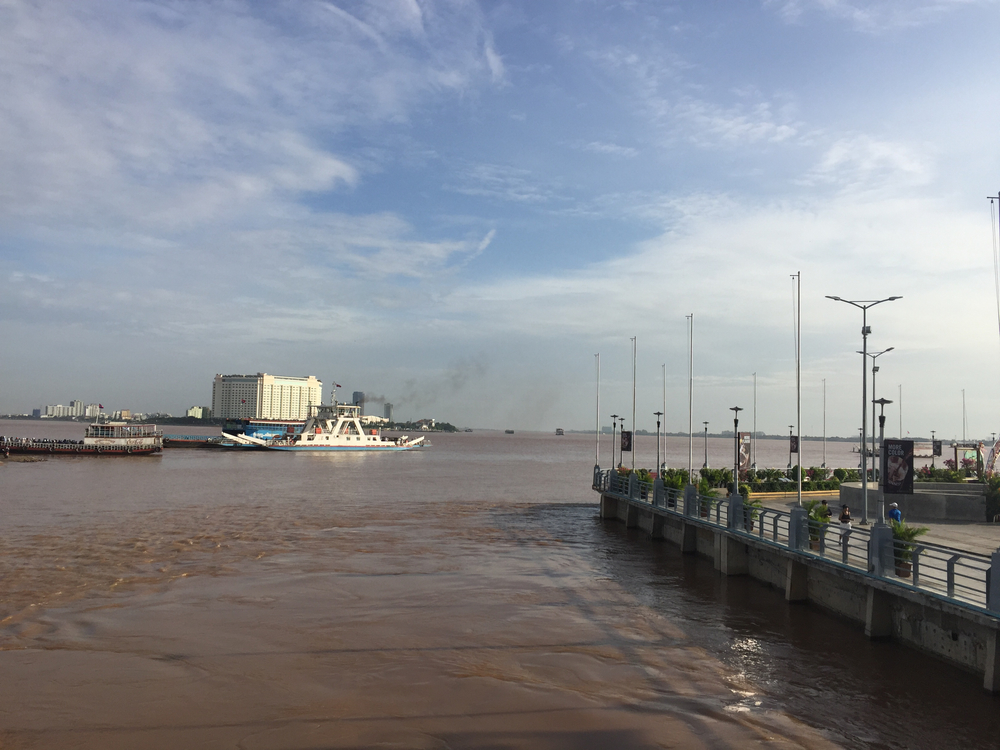 出張朝ラン メコン川の様にゆらゆらと…の写真5