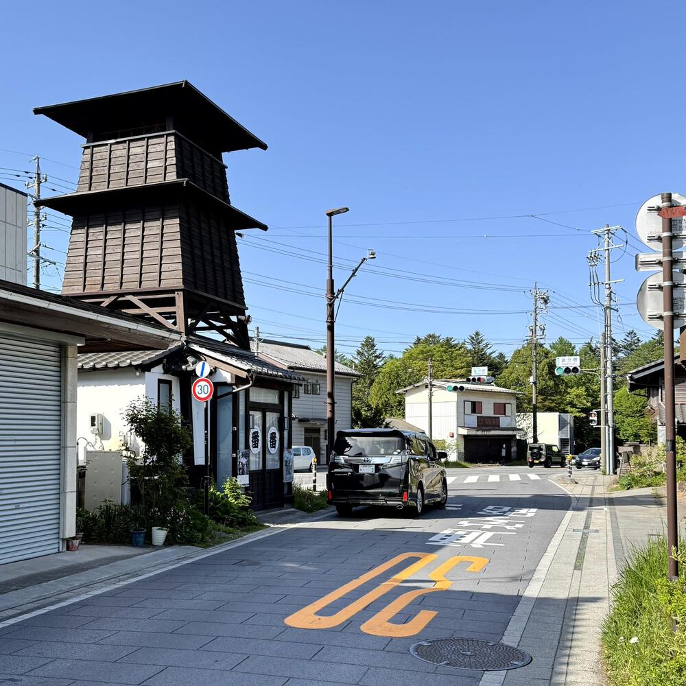 信濃追分「コスモス街道の碑」と御影用水（千ケ滝湯川用水温水路）の写真7