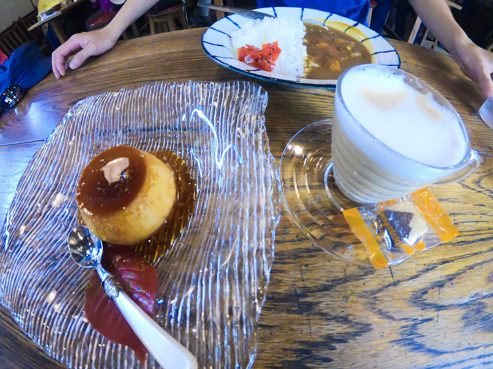 おしゃれ山荘の手作りプリンを目指す　上高地クロカンジョグの写真5