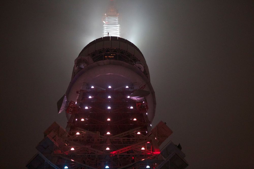 東京タワーに向かう道の写真15