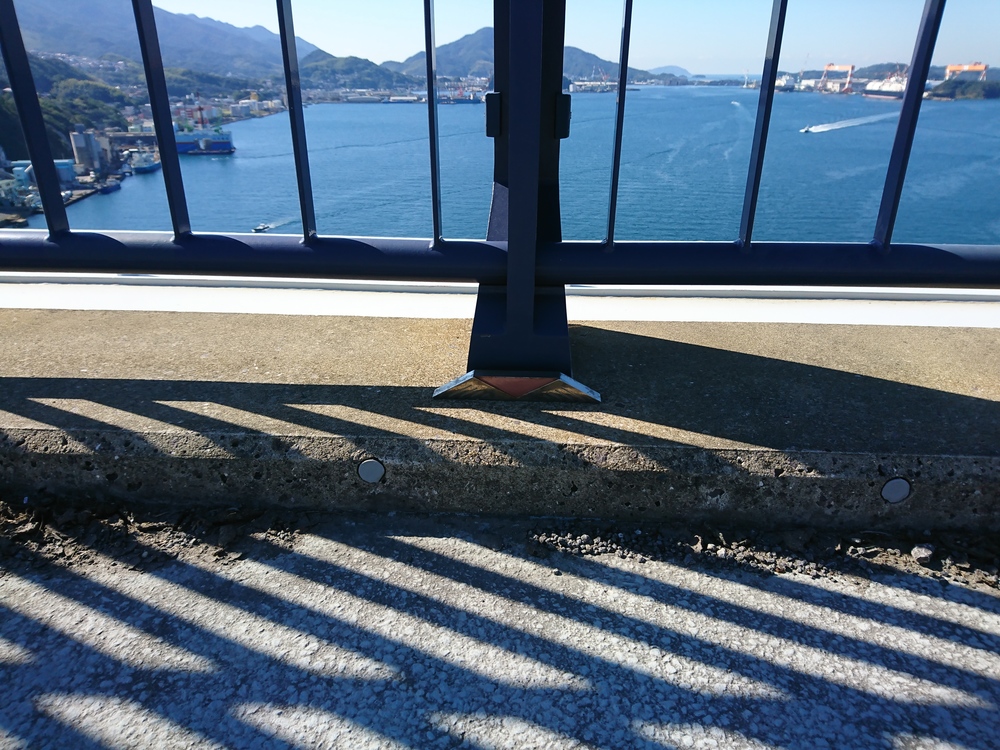 長崎湾入口に架かる女神大橋を周回するコースの写真5