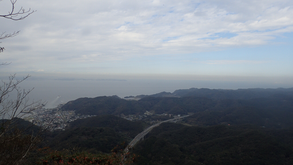 変化に富んだコースを楽しむ鋸山19kmの写真3