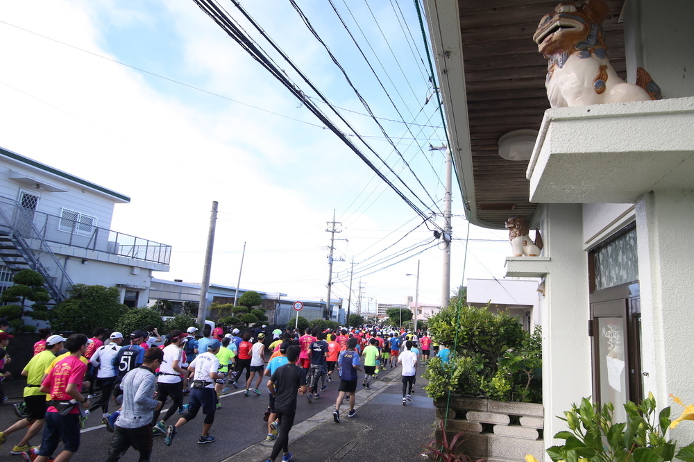 一生に一度は走るべきマラソン ！！【エコアイランド宮古島マラソン】の写真3