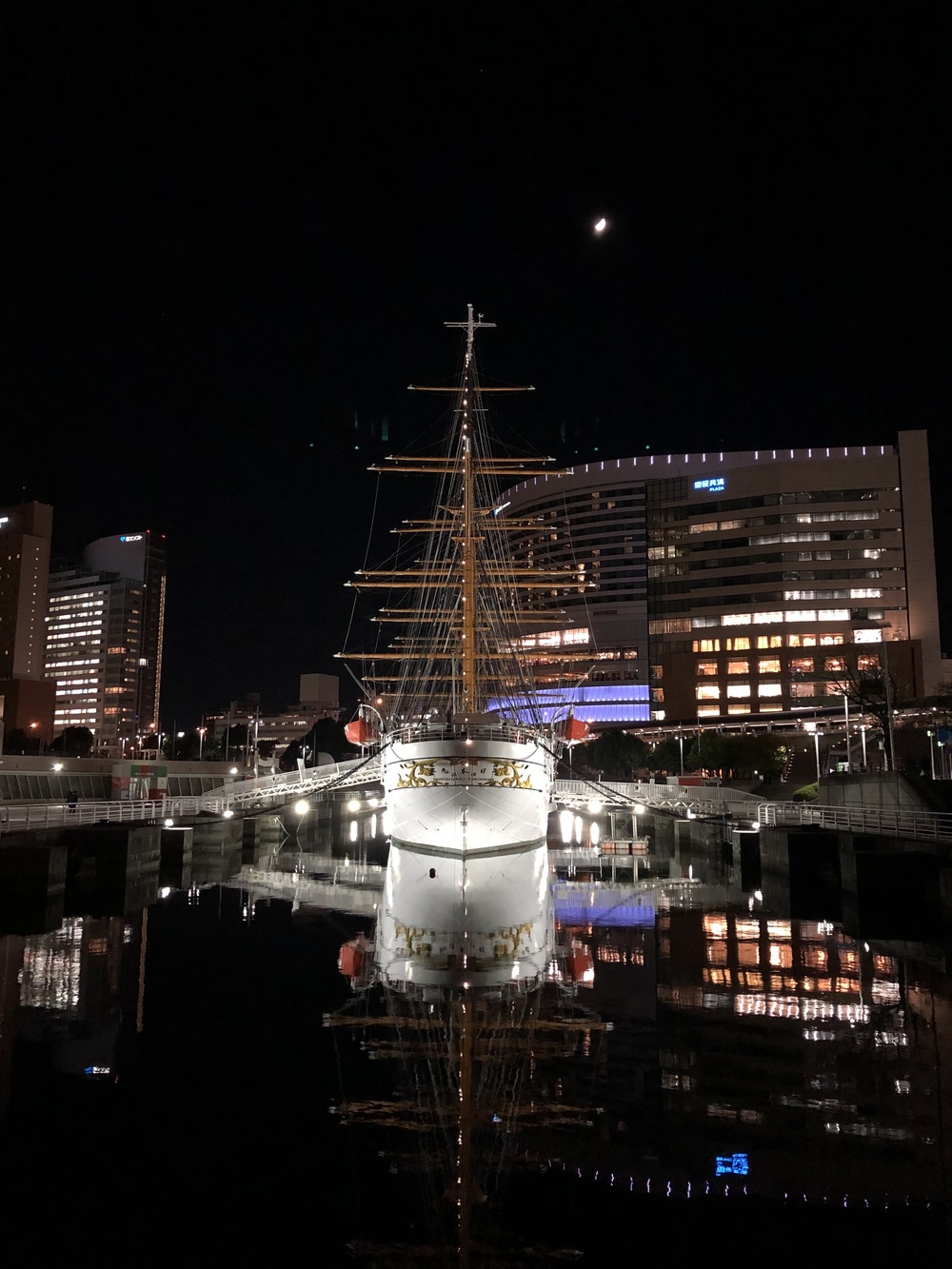 一番手軽にみなとみらいのイルミネーションを楽しめるコースの写真8