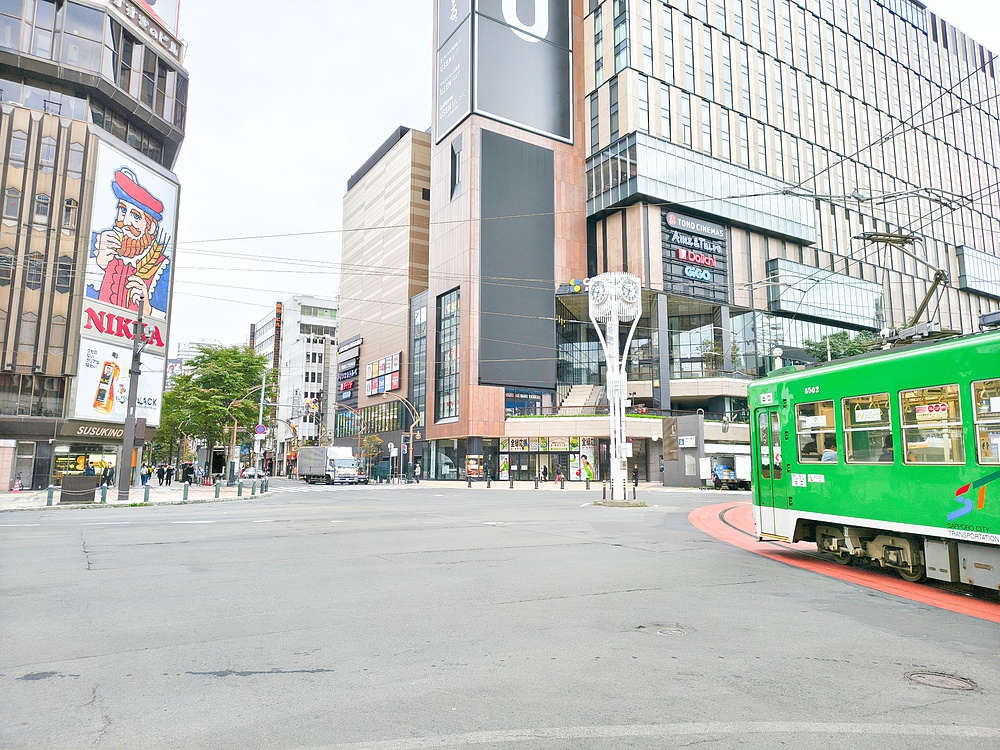 札幌駅から羊ヶ丘展望台のクラーク博士までの道程の写真4