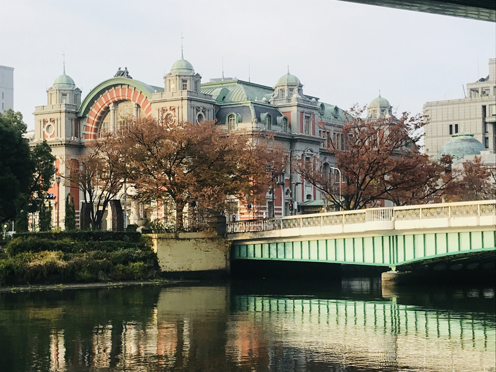 橋と運河の景観楽しむ中之島ランの写真7