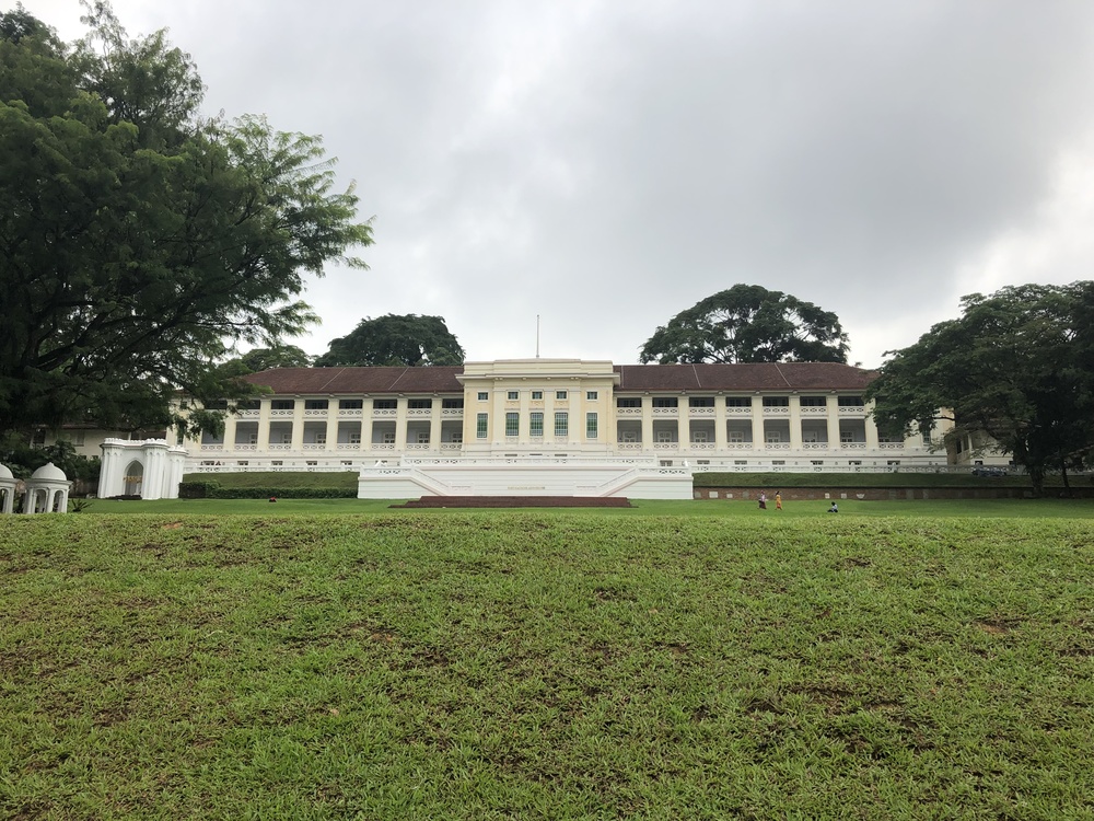 英国植民地時代の要塞跡を駆け抜ける の写真4