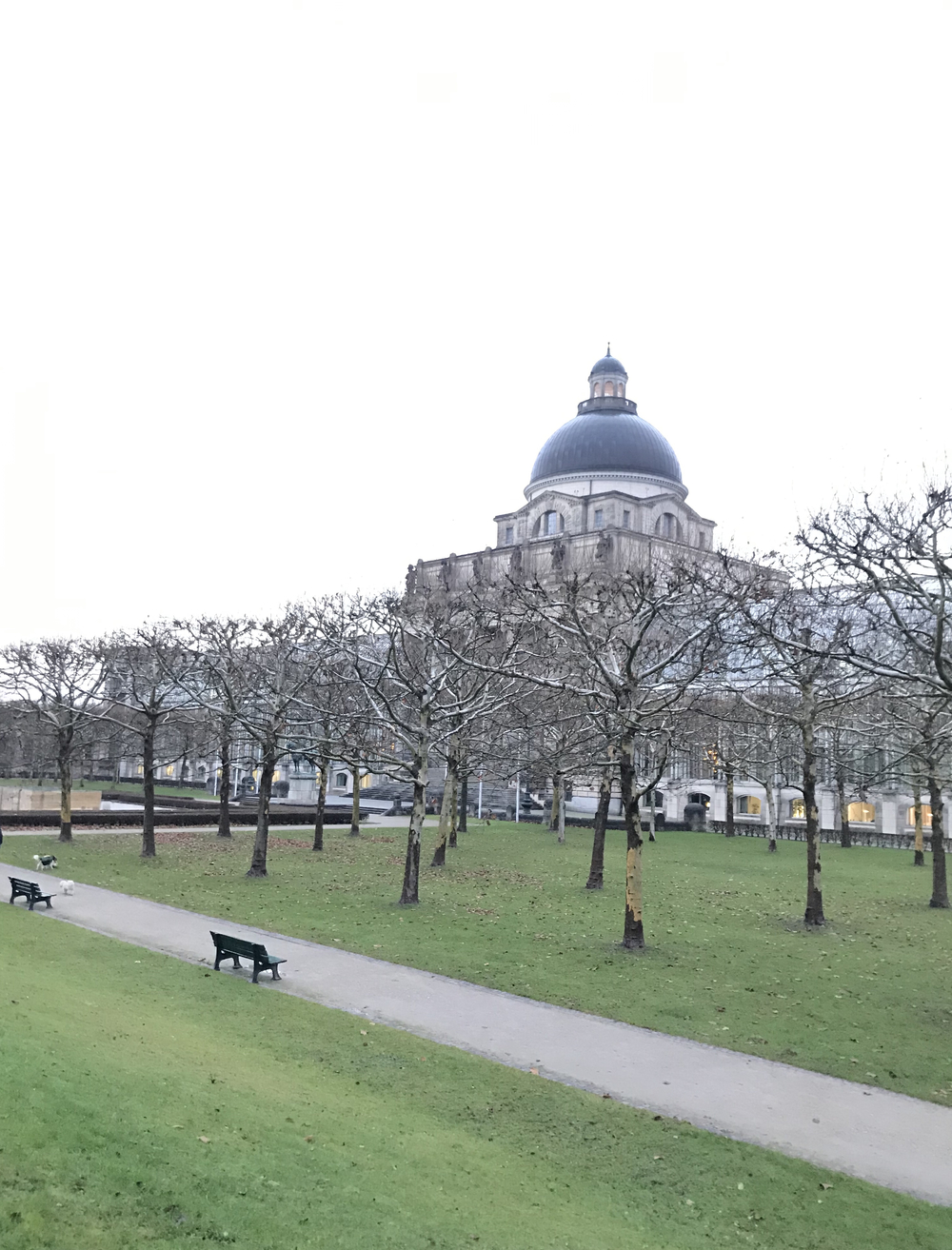 ミュンヘン 朝食前に…の写真4