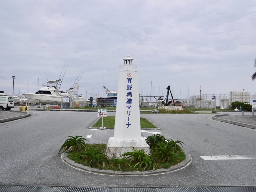 沖縄・宜野湾トロピカルビーチ周回4.5キロの写真3