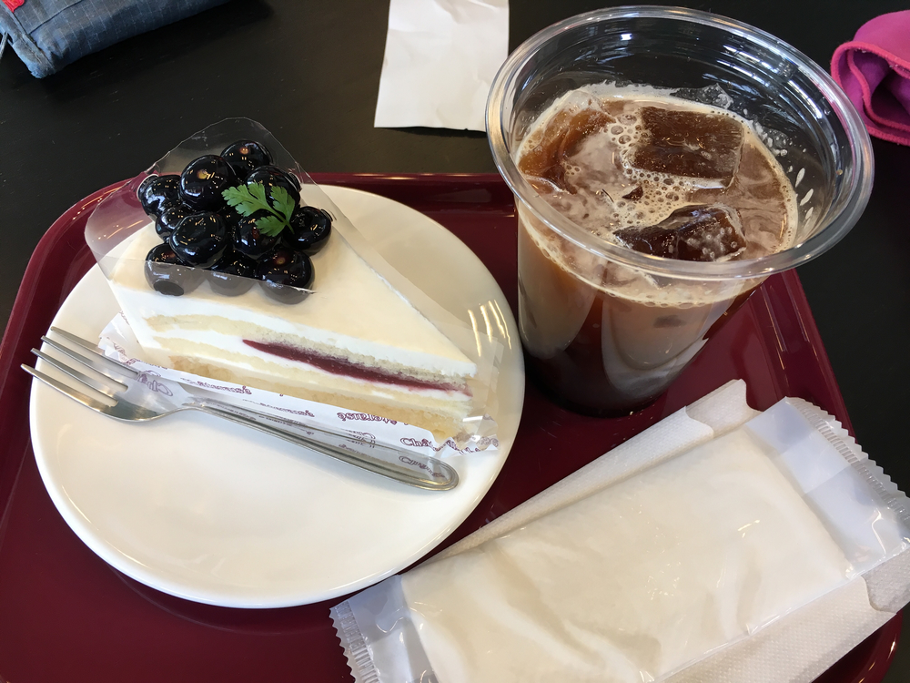 この時期、笛吹は桜と桃の花が一面に咲き誇り心の赴くままに走り回れます。の写真15