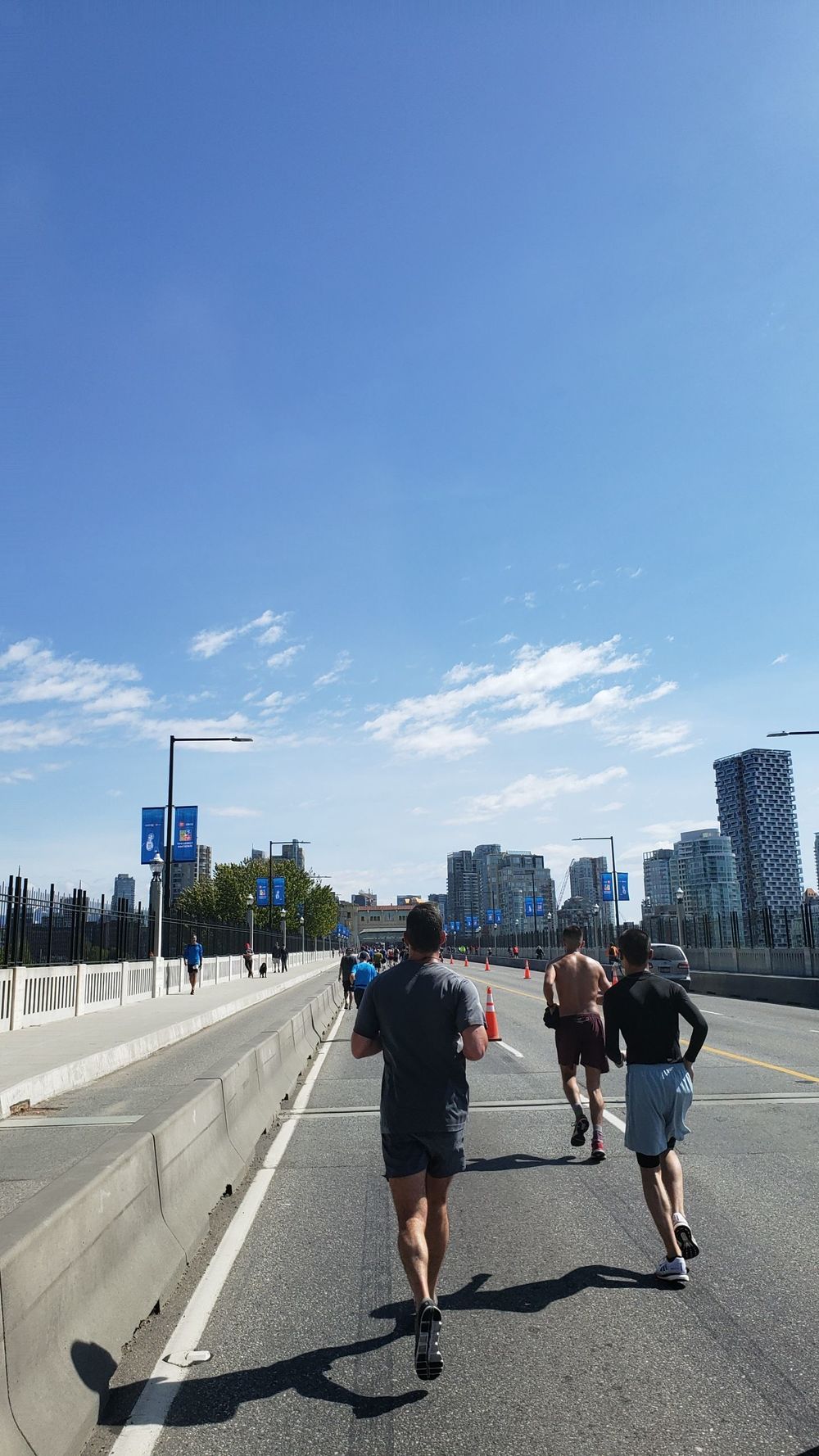 美しいバンクーバーの街を走り抜ける何ともタフなコースの写真4