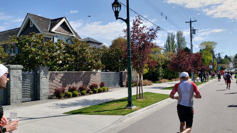 美しいバンクーバーの街を走り抜ける何ともタフなコースの写真5