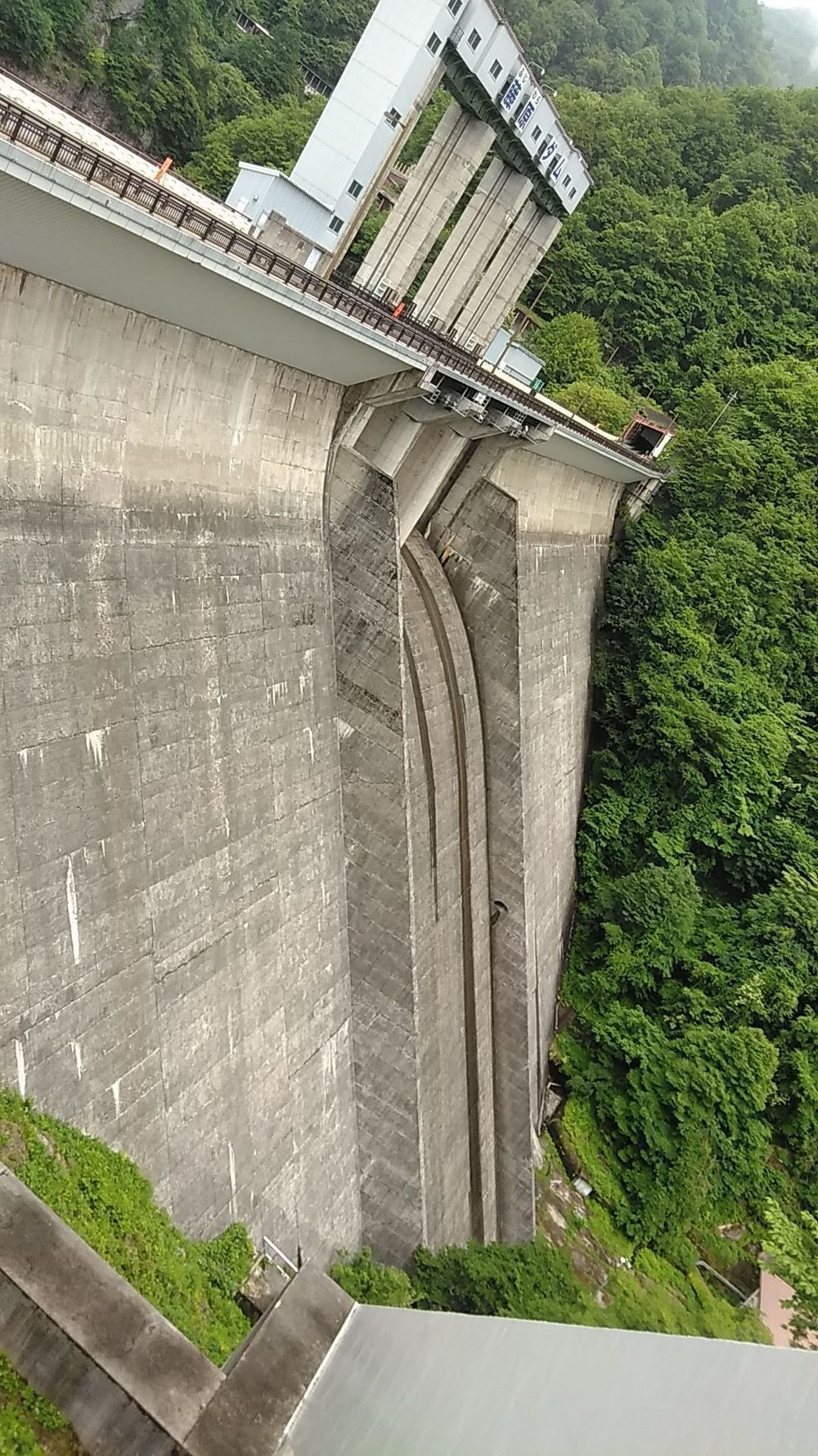 水上藤原湖畔を走る（一部藤原湖マラソンコース）の写真5
