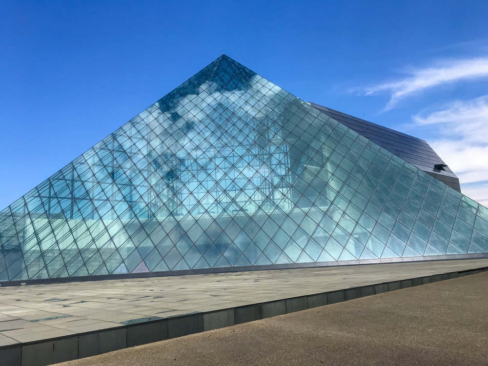 【北海道・札幌】大パノラマが広がる爽快モエレ沼公園グリーンロードの写真3