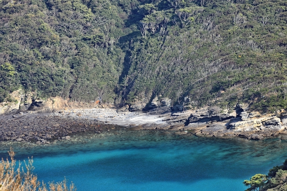 赤島大橋で知る対馬の海の美しさの写真4