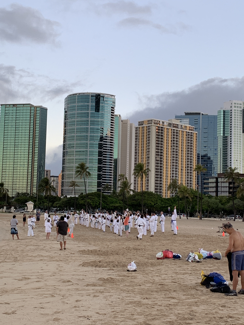 街からビーチとても爽やかな朝の写真3